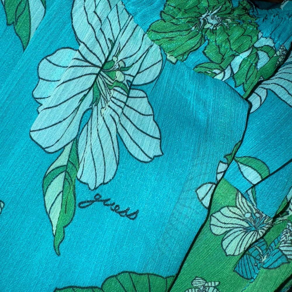 GUESS DRESS! 👗 - Picture 8 of 8
